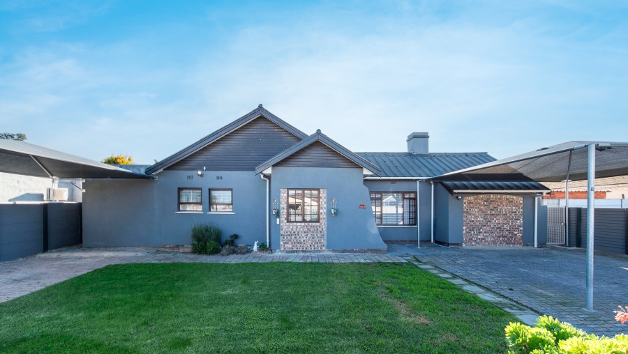 5 Bedroom Property for Sale in Bonny Brook Western Cape